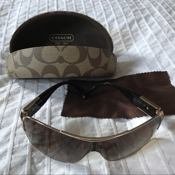 Coach Sunglasses - Picture 2 of 7